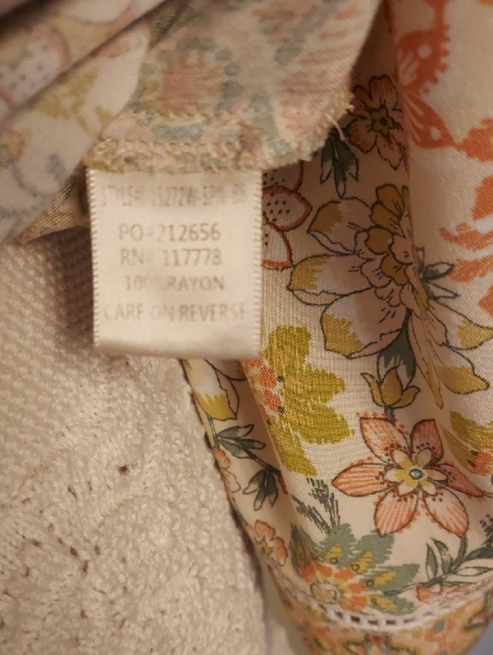 lovestitch Coral Floral Lightweight Blouse - Picture 7 of 7